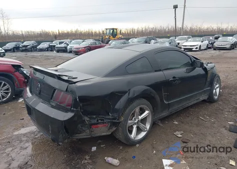 2008 Ford Mustang Gt Deluxe/Gt Premium z USA, uszkodzony, nr VIN 1ZVHT82HX85186024